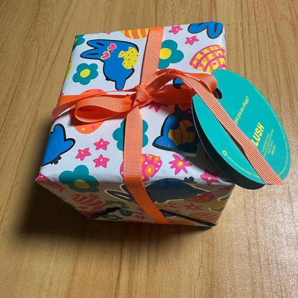 Lush Other - NWT Lush Pastel Bunny Gift Box w/ Bath Bomb Combo